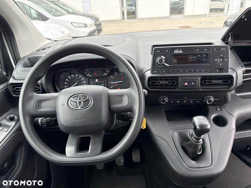 Toyota Proace City Verso 1.5 D-4D Combi - 10