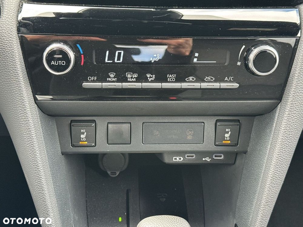Toyota Yaris Cross Hybrid 1.5 Style - 24