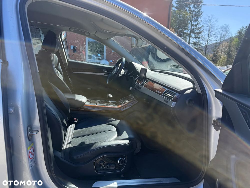 Audi A8 4.2 TDI DPF quattro tiptronic - 12