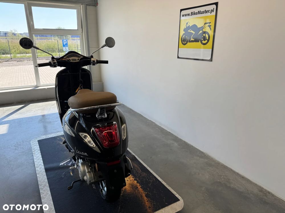 Piaggio Vespa - 7