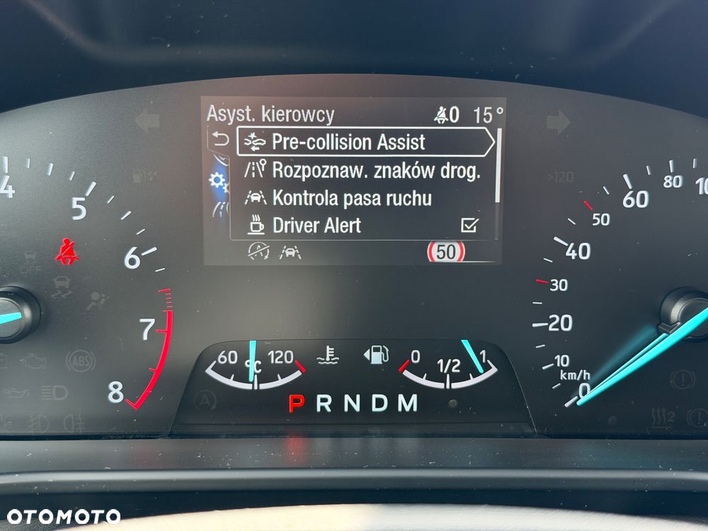 Ford Focus 1.0 EcoBoost Titanium - 24