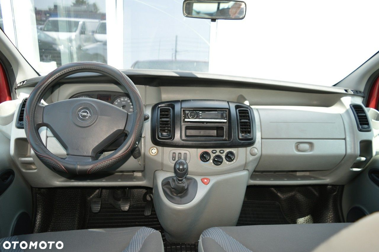 Opel Vivaro - 21