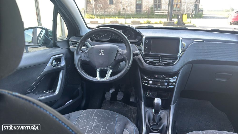 Peugeot 2008 PureTech 82 Style - 6