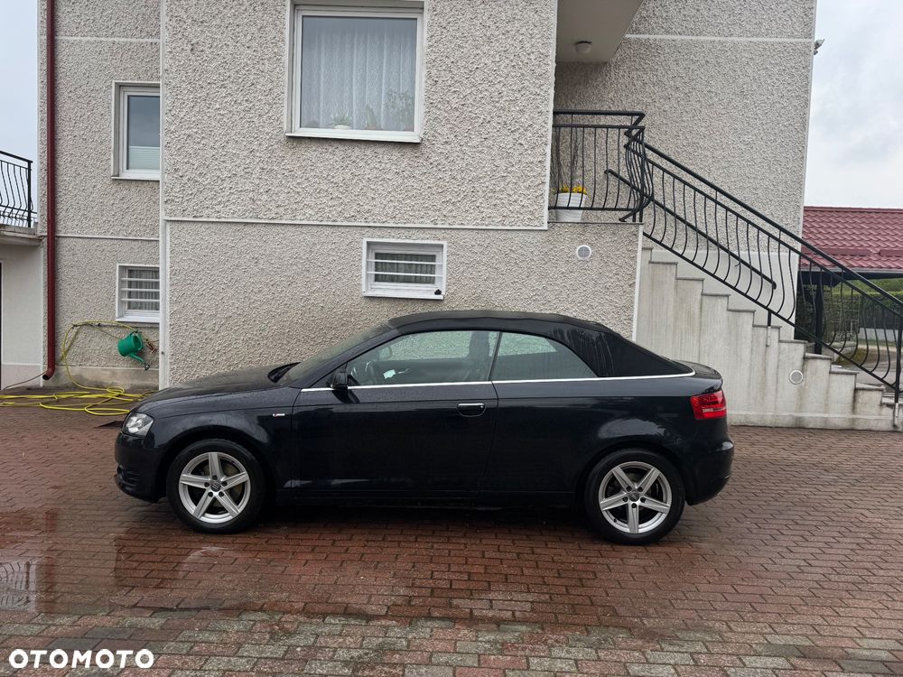 Audi A3 Cabrio 2.0 TDI DPF S tronic S Line Sportpaket - 4