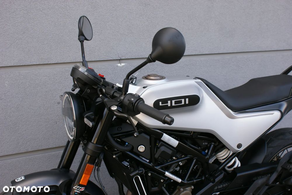 Husqvarna Vitpilen - 11