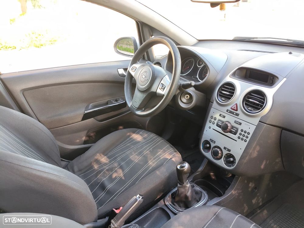 Opel Corsa 1.3 CDTi Enjoy - 15