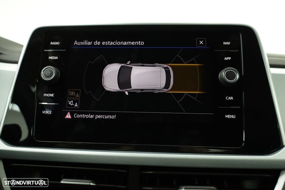 VW T-Roc 1.0 TSI - 11