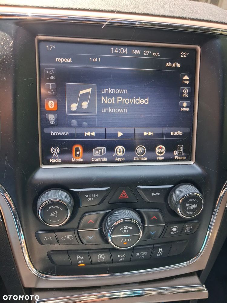 Jeep Grand Cherokee - 14