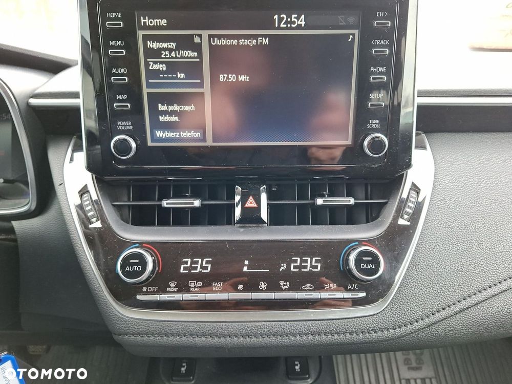 Toyota Corolla 1.6 Premium EU6 - 17