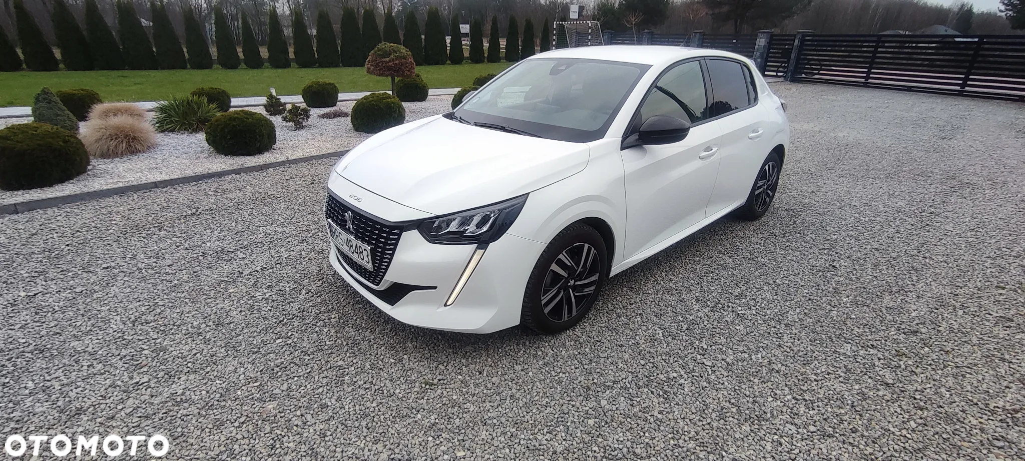 Peugeot 208 - 3