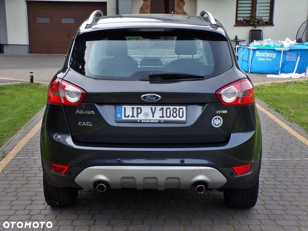 Ford Kuga 2.0 TDCi 2x4 Titanium - 9
