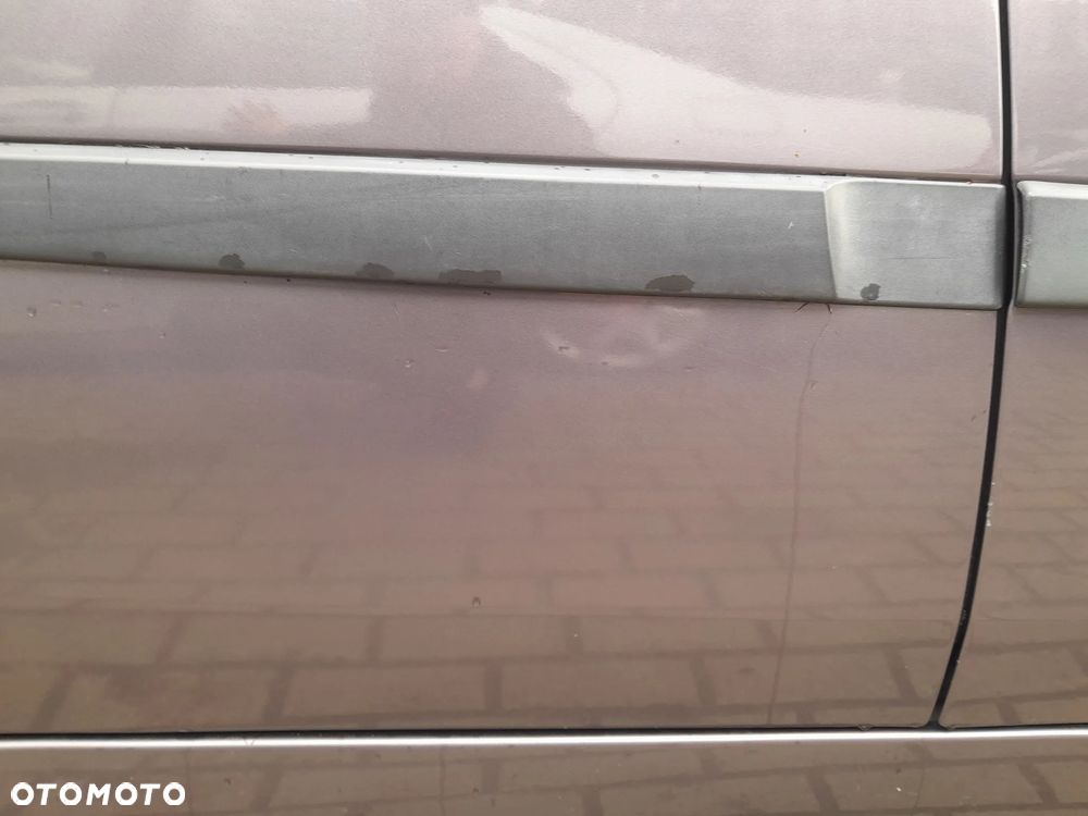 RENAULT SCENIC II DRZWI PRAWE TYLNE PRAWY TYŁ KOLOR: TEC68 - 5