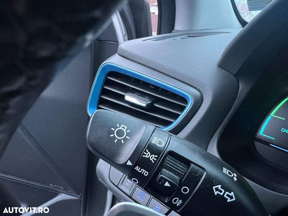 Hyundai IONIQ 1.6 GDI Premium - 16