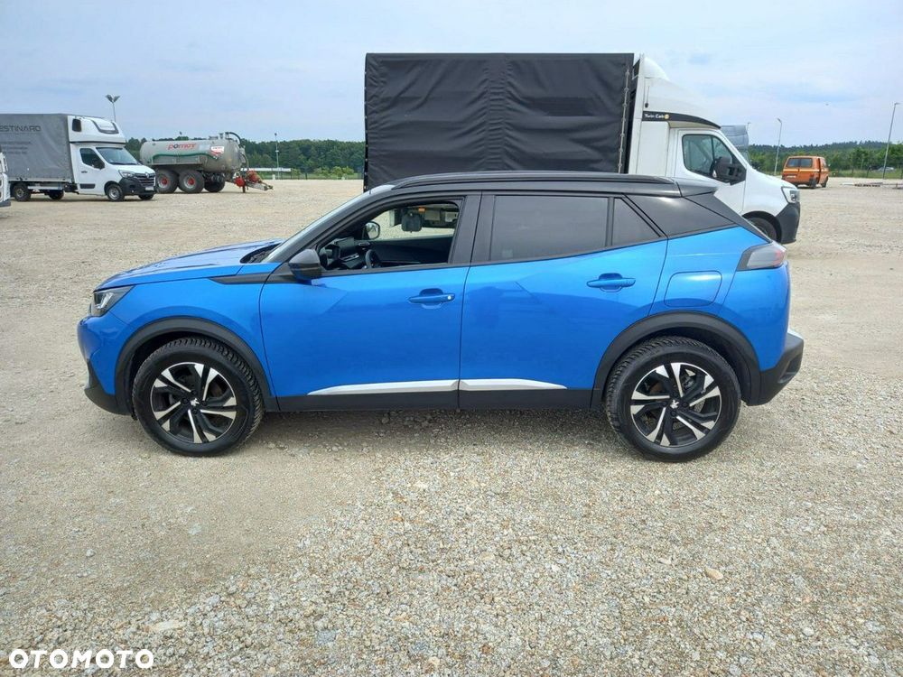 Peugeot 2008 - 8