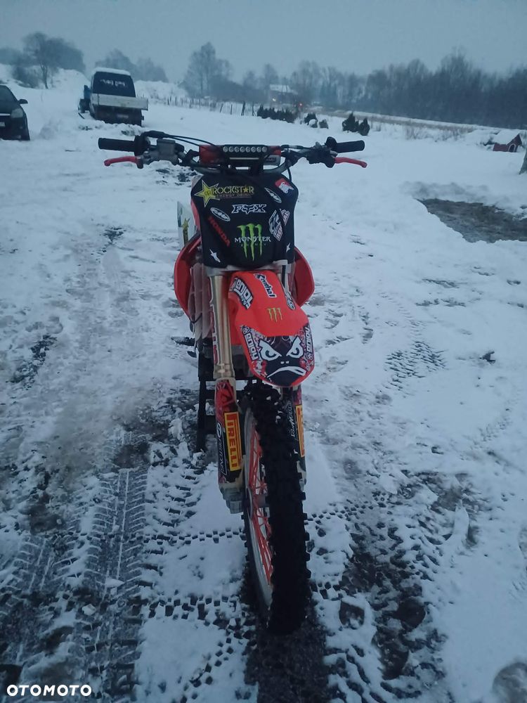Honda CRF - 3
