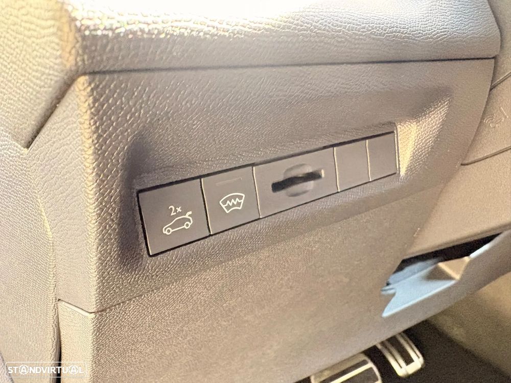 Peugeot 308 PureTech 130 EAT6 Stop & Start GT-Line Edition - 37