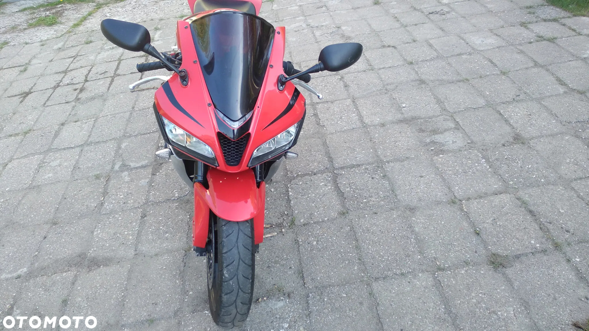 Honda CBR - 2