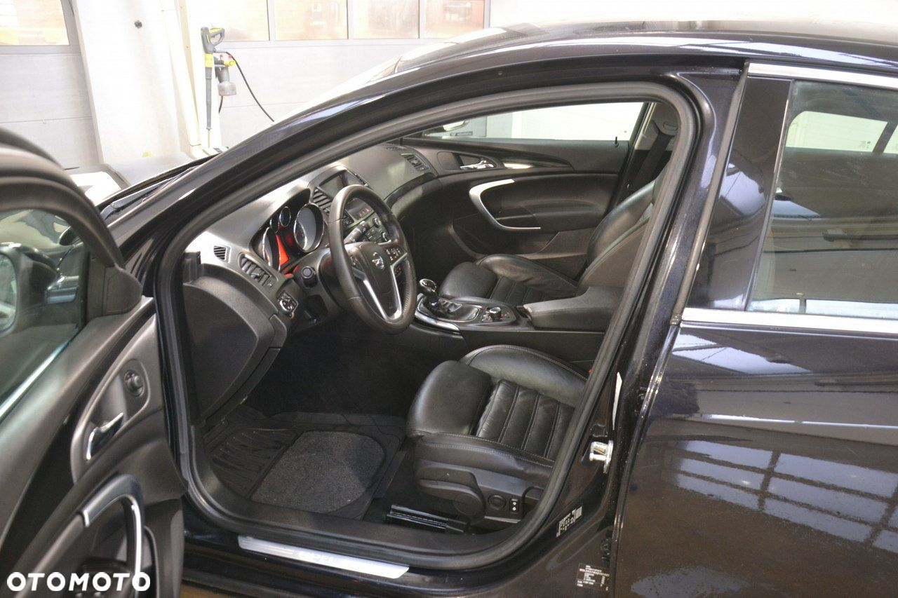 Opel Insignia - 14
