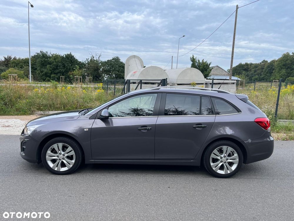 Chevrolet Cruze - 4