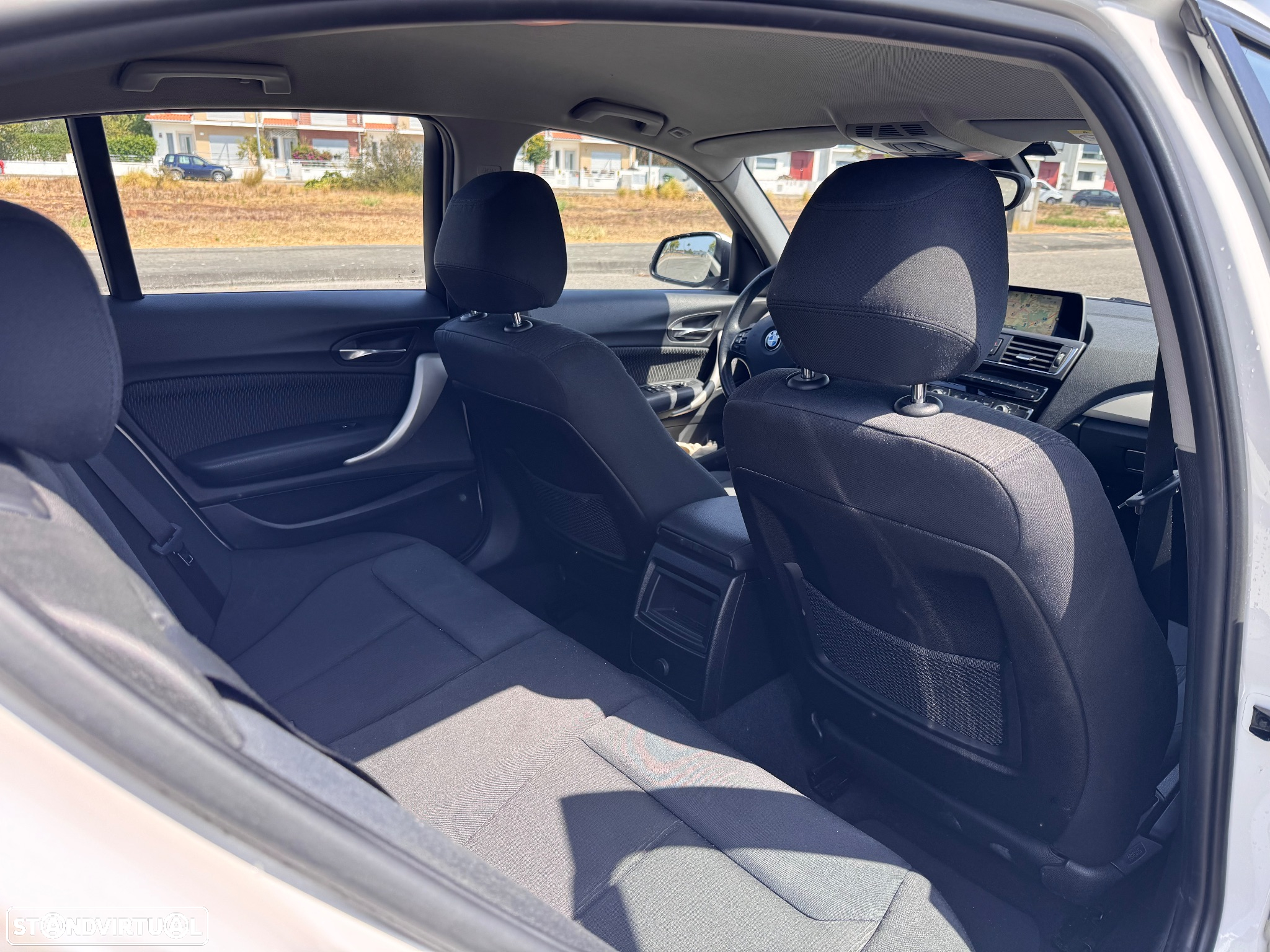 BMW 116 d Advantage Auto - 10