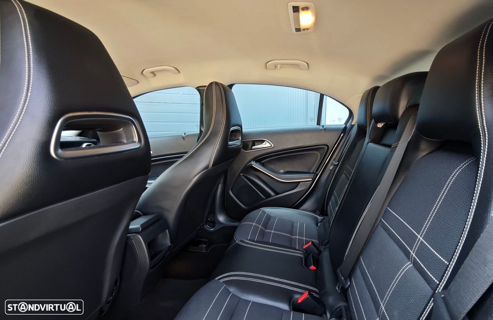 Mercedes-Benz A 180 d Urban - 17