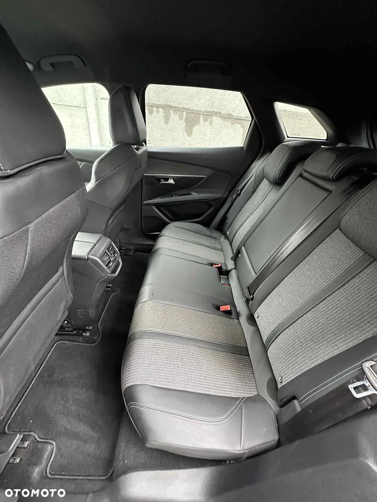Peugeot 3008 BlueHDi 130 Stop & Start EAT8 Allure - 16