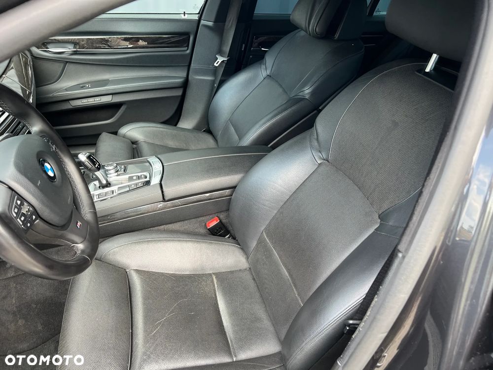 BMW Seria 7 740d xDrive - 6