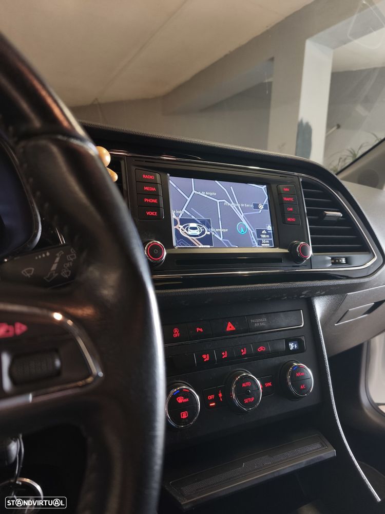 SEAT Leon 1.6 TDI DPF Ecomotive Sport - 10