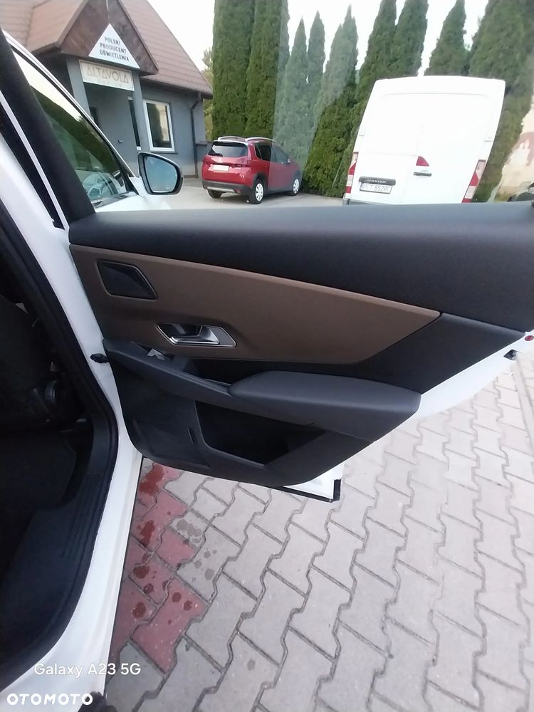 DS Automobiles DS 7 Crossback - 16