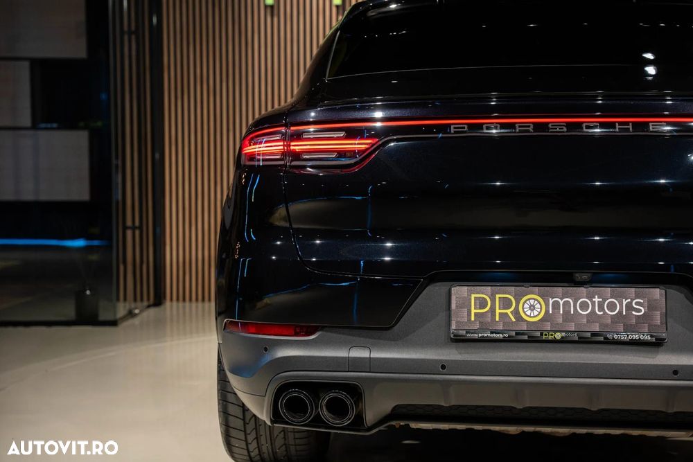 Porsche Cayenne Coupe - 18
