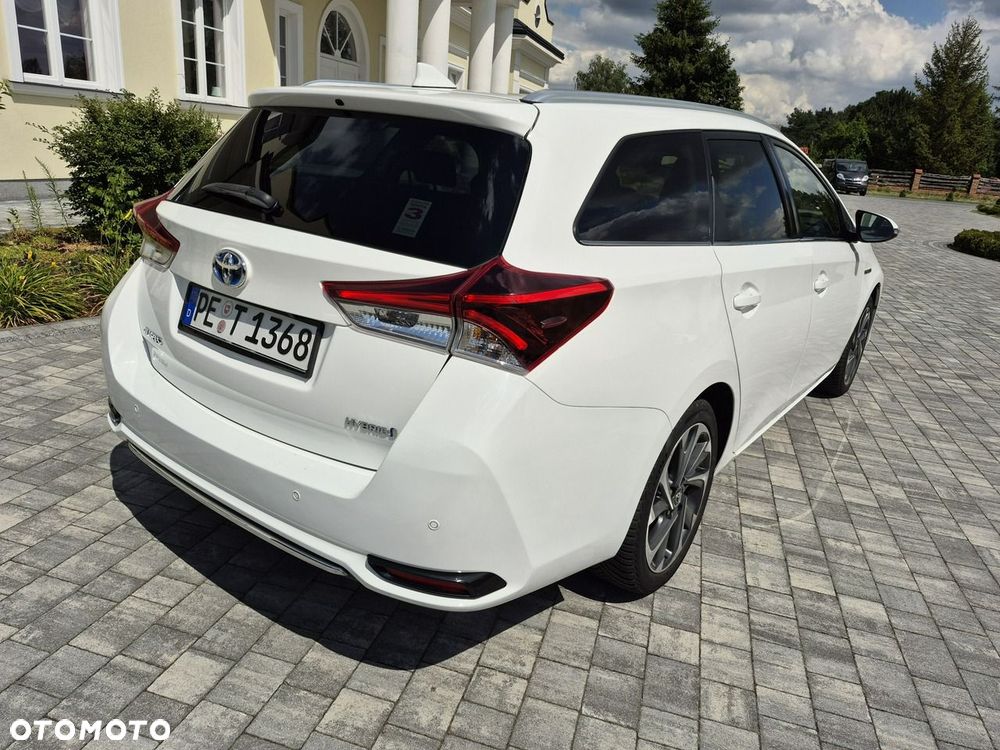 Toyota Auris - 16