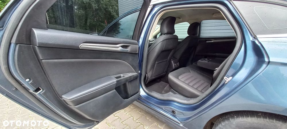 Ford Mondeo - 11