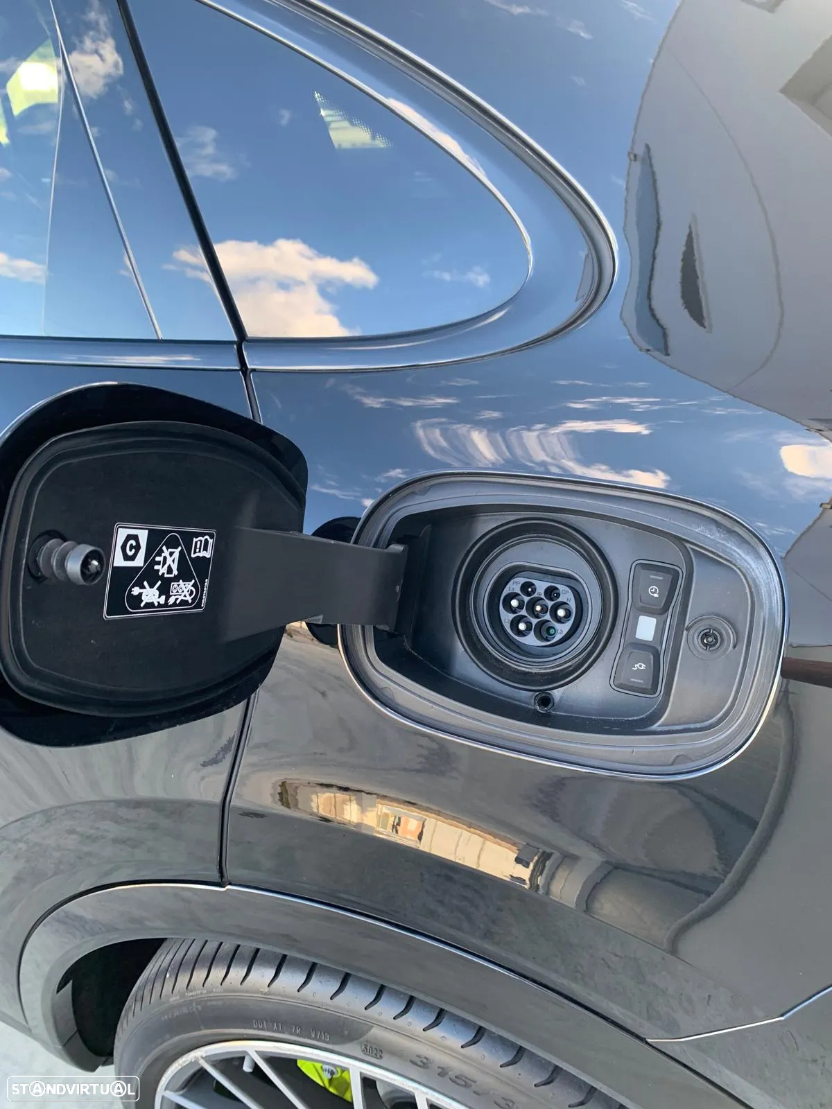 Porsche Cayenne Coupé E-Hybrid Platinum Edition - 11