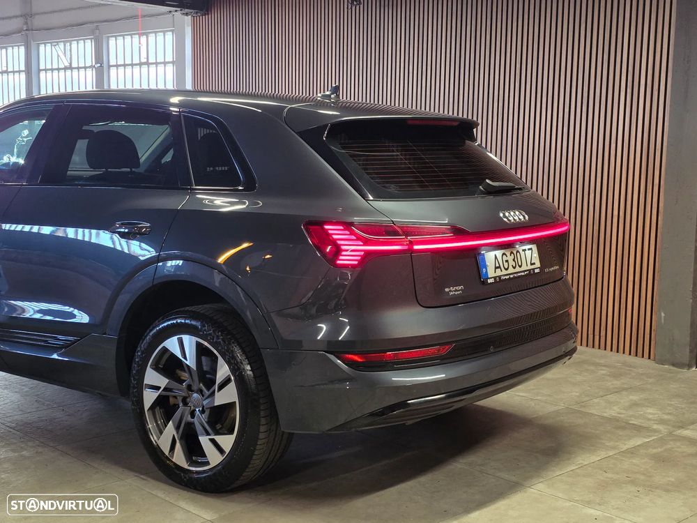Audi e-tron 55 quattro - 5