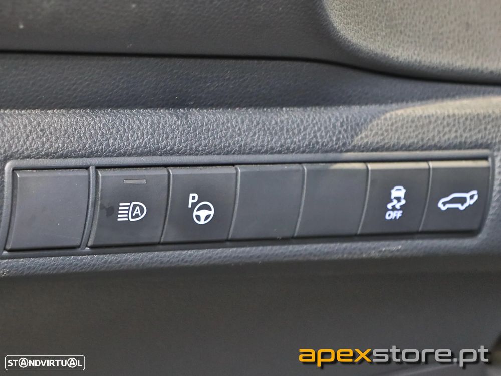 Toyota Corolla 1.8 Hybrid Exclusive - 19