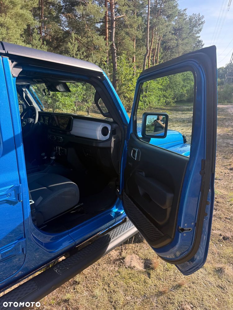 Jeep Gladiator - 11