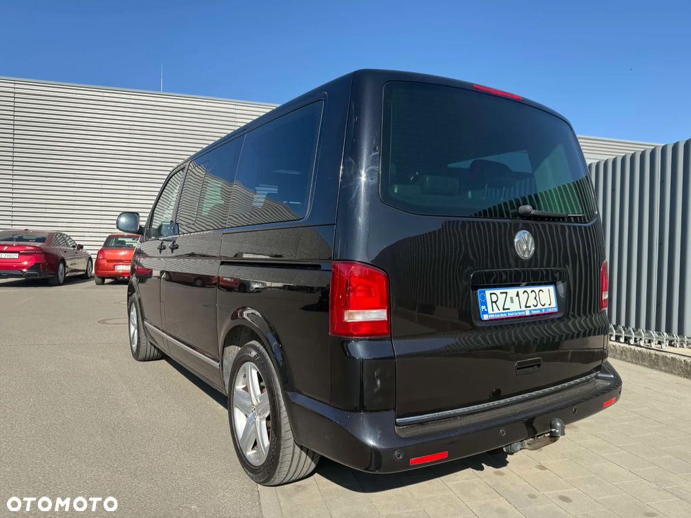 Volkswagen Multivan - 4