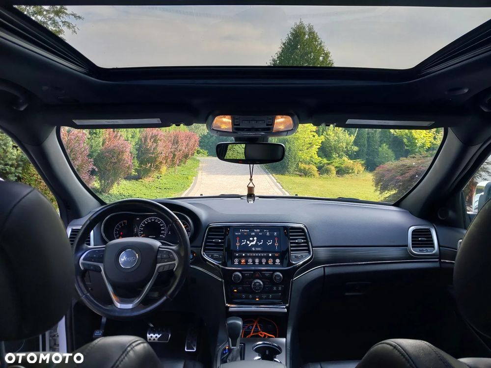 Jeep Grand Cherokee - 9