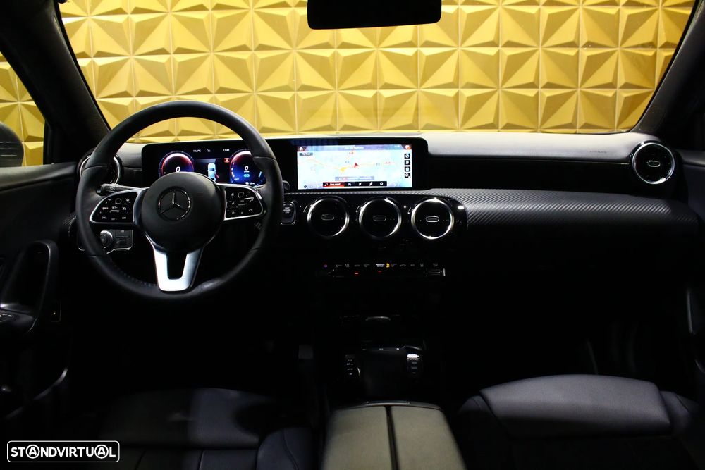 Mercedes-Benz A 250 - 16