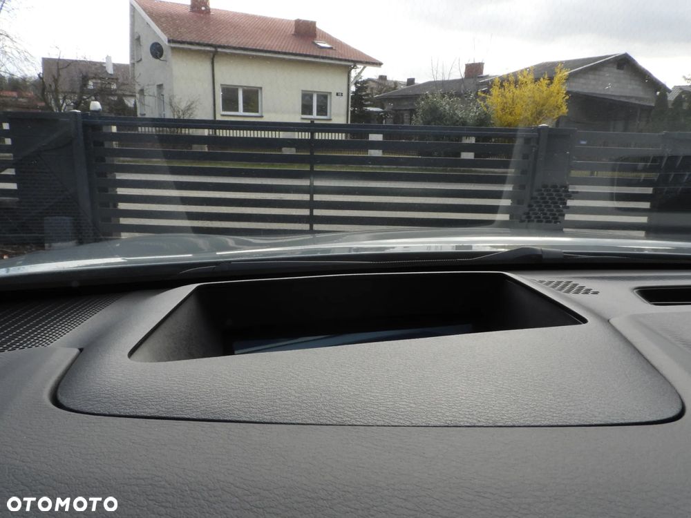 Nissan Qashqai 1.3 DIG-T MHEV Xtronic Tekna+ - 31