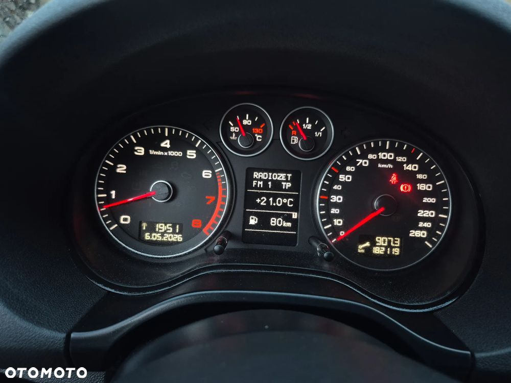 Audi A3 3-drzwiowe 1.6 S line Sportpaket (plus) - 11