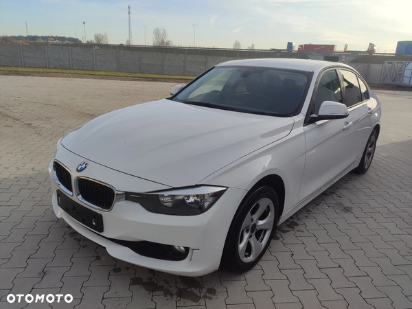 BMW Seria 3 320d Efficient Dynamics