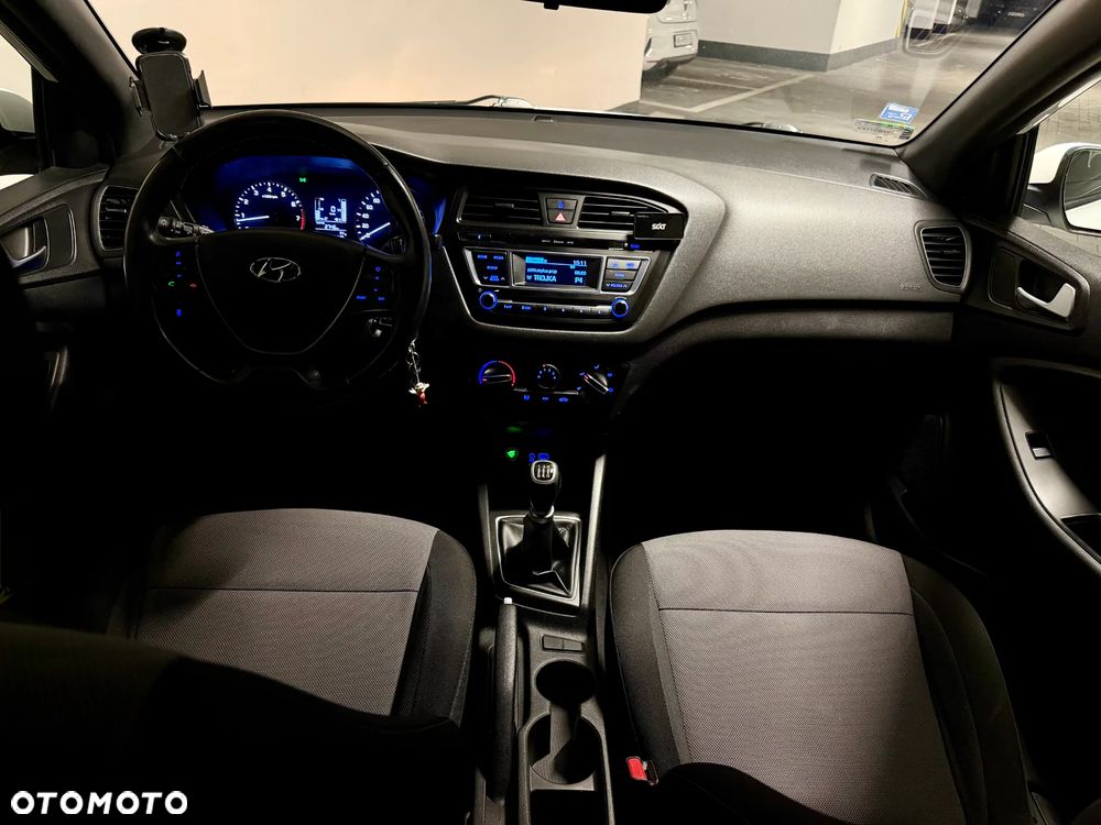 Hyundai i20 1.2 Classic Plus - 9