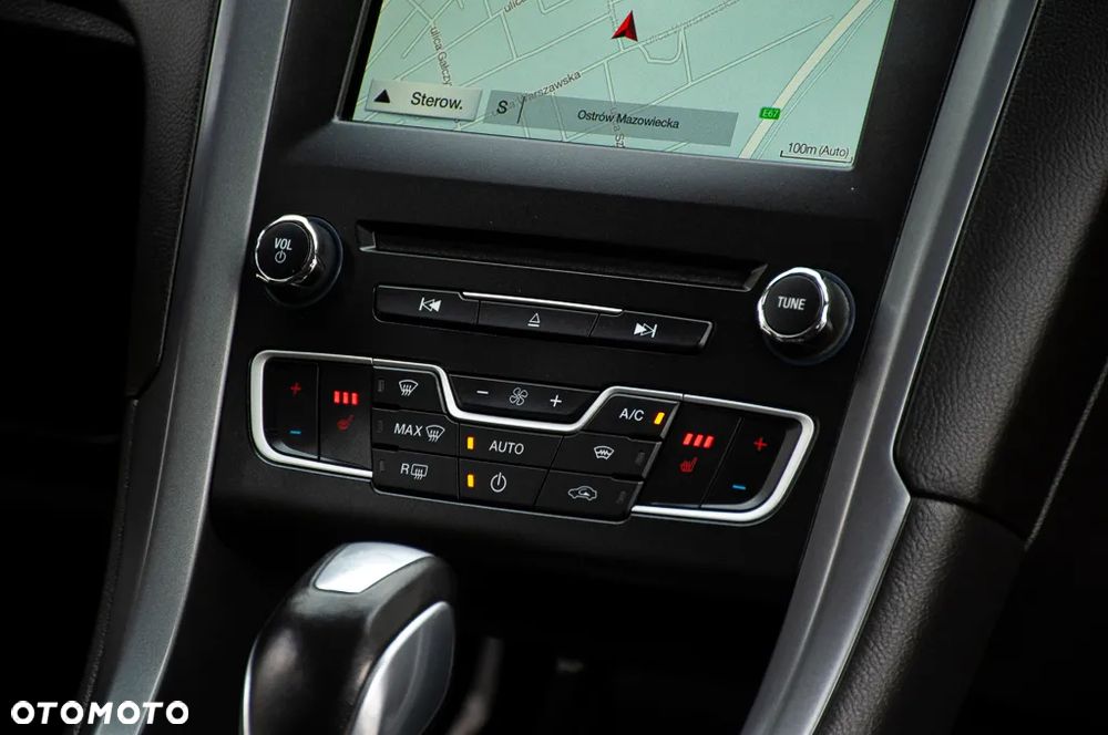Ford Mondeo SW 2.0 TDCi ST-Line PowerShift - 35