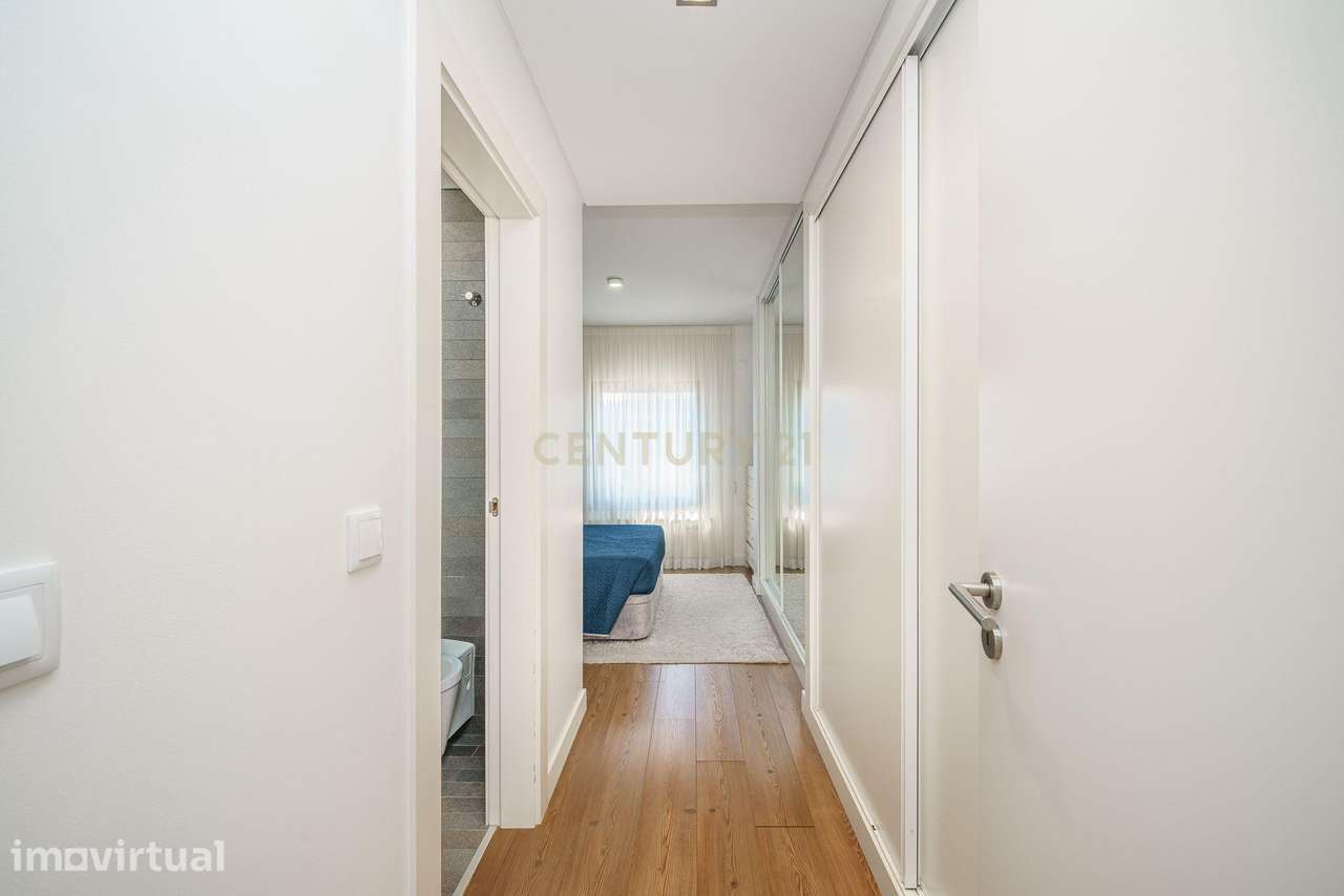 Apartamento moderno de 3 quartos (T3) à venda em Setúbal – Condomínio - Grande imagem: 4/43