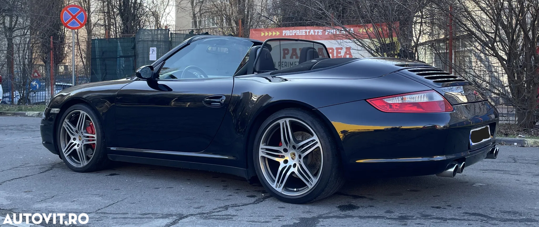Porsche 911 Carrera 4 S Cabriolet - 7