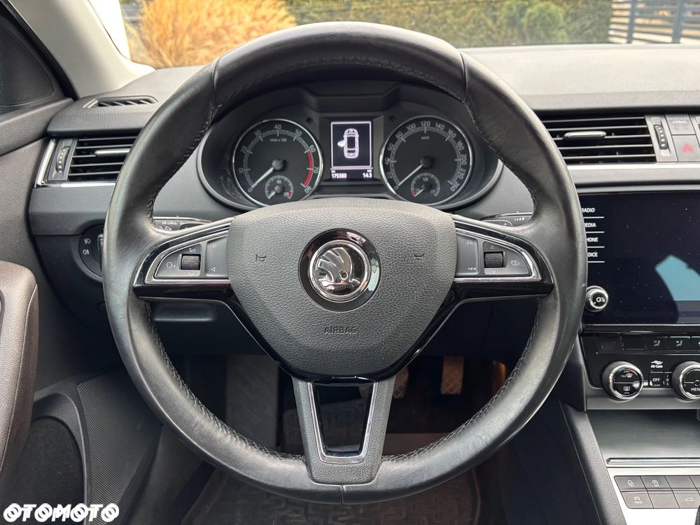 Skoda Octavia 2.0 TSI Ambition DSG - 20