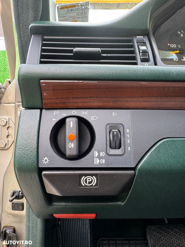 Mercedes-Benz E - 20