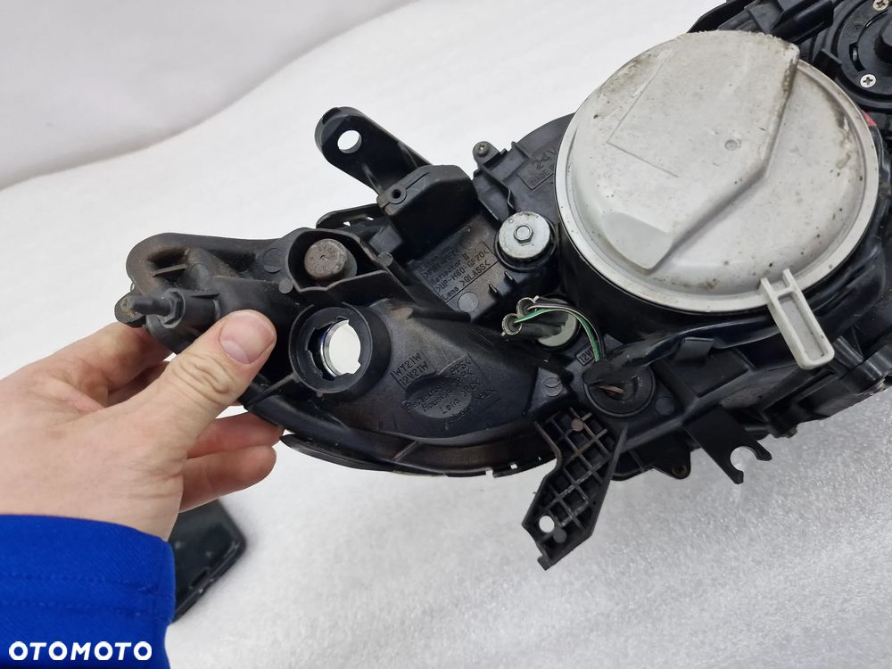 SUBARU OUTBACK III 3 / LEGACY IV 4 06-09 LEWA LAMPA PRZEDNIA PRZÓD KOMPLETNA XENON , NR KOITO 100-20959 , NR AUKCJI LA404 - 18