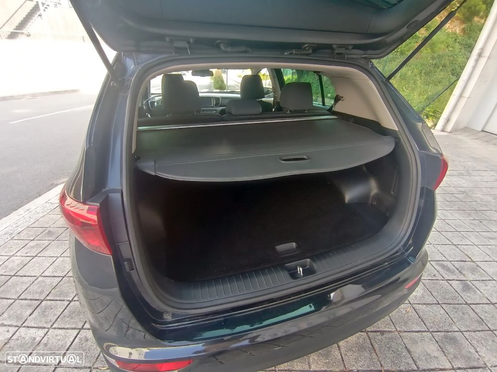 Kia Sportage 1.7 CRDI ISG Nav Line - 24